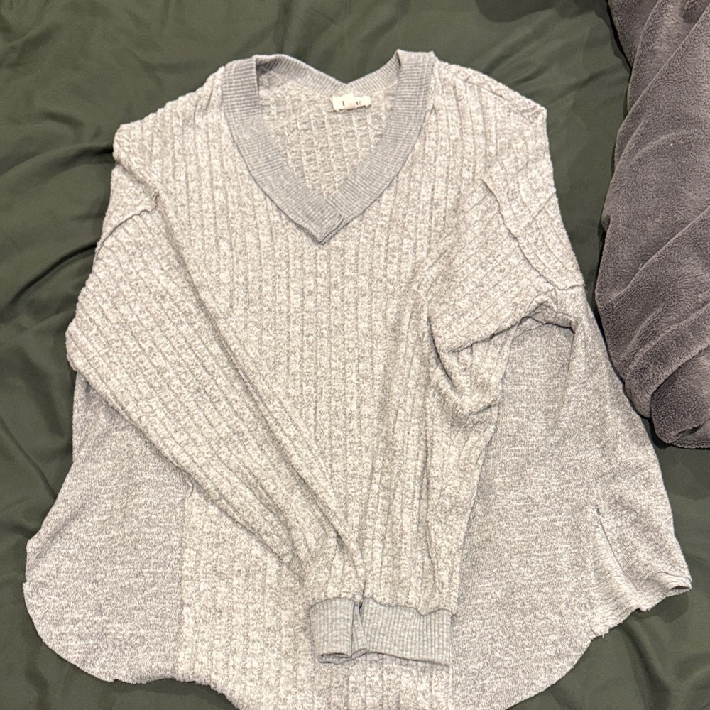 BKE Light Gray Vneck Knit Sweater